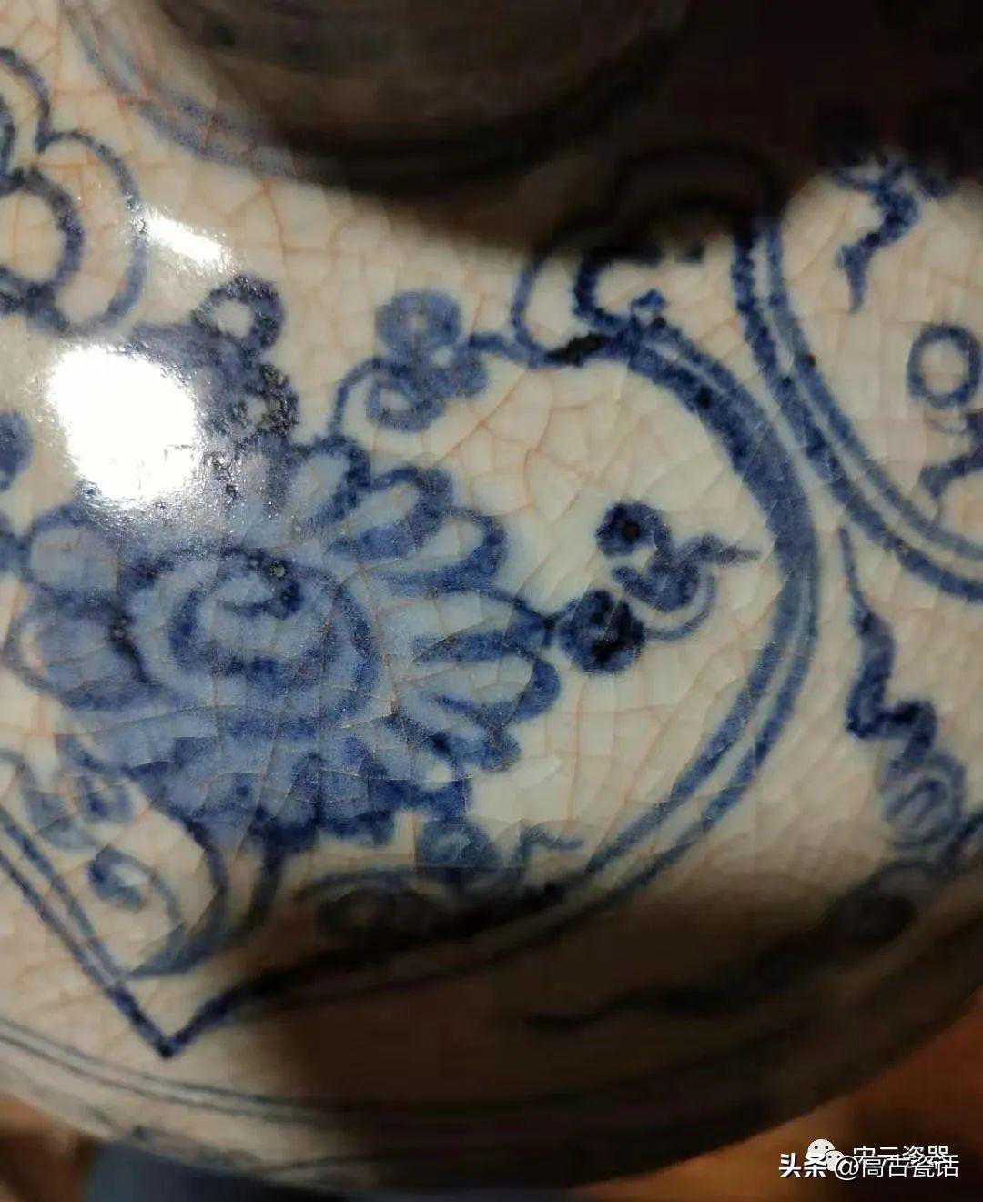 贾宝国一真一假说瓷器（X174-仿明青花花卉梅瓶）