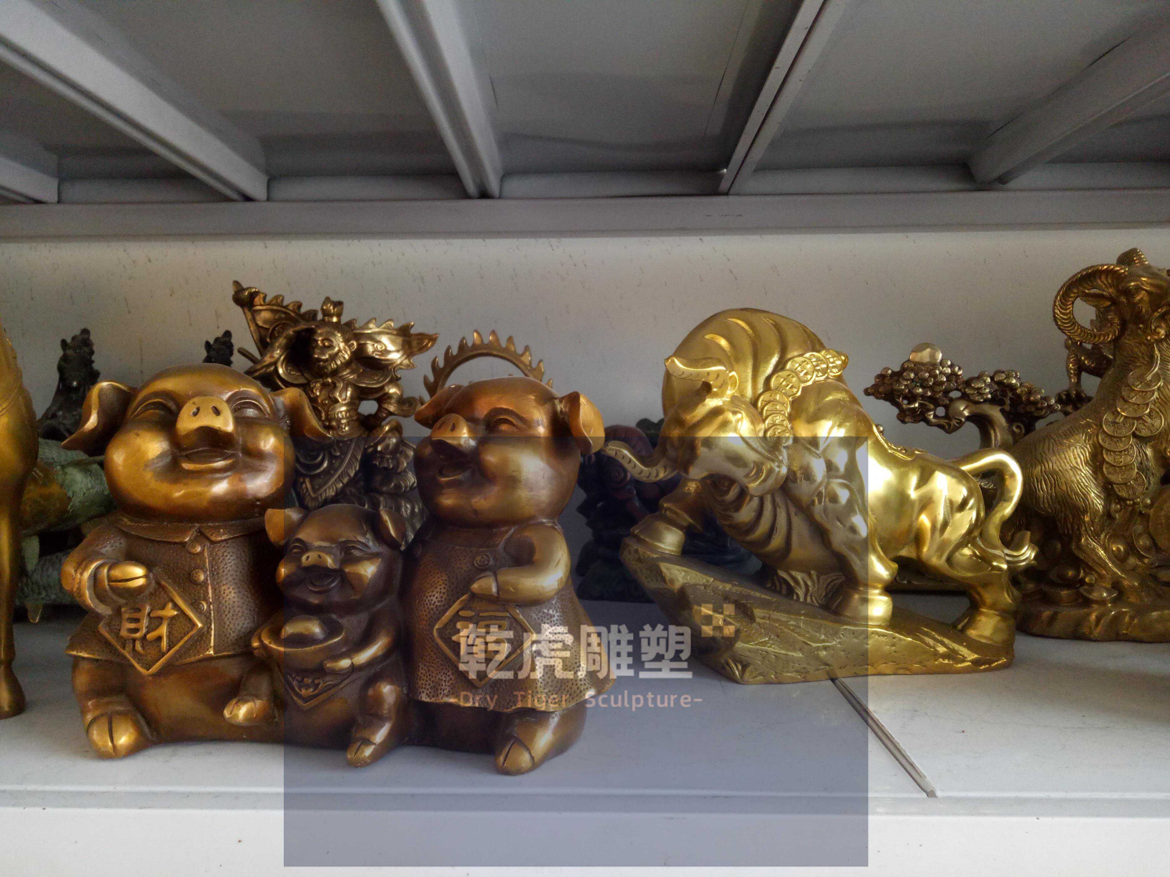 铜雕工艺品的相关介绍