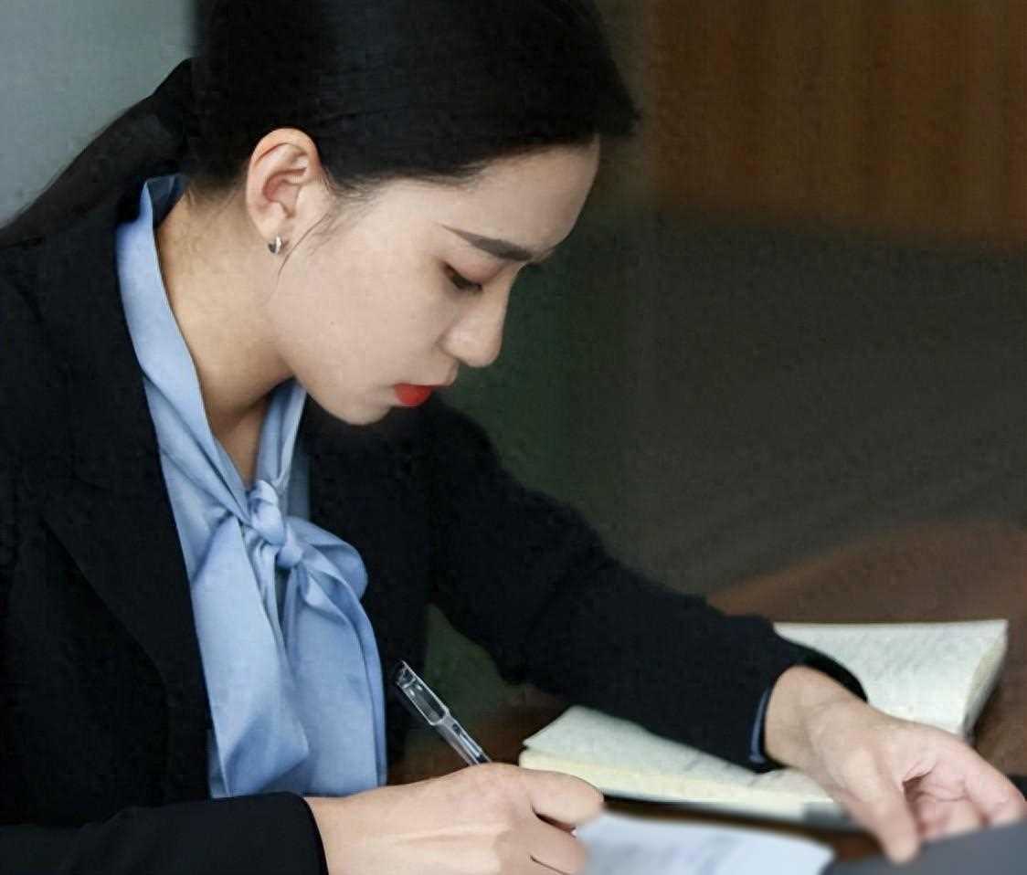岳父母意外离世留下巨额遗产，女婿却要离婚分遗产，女儿：凭啥？